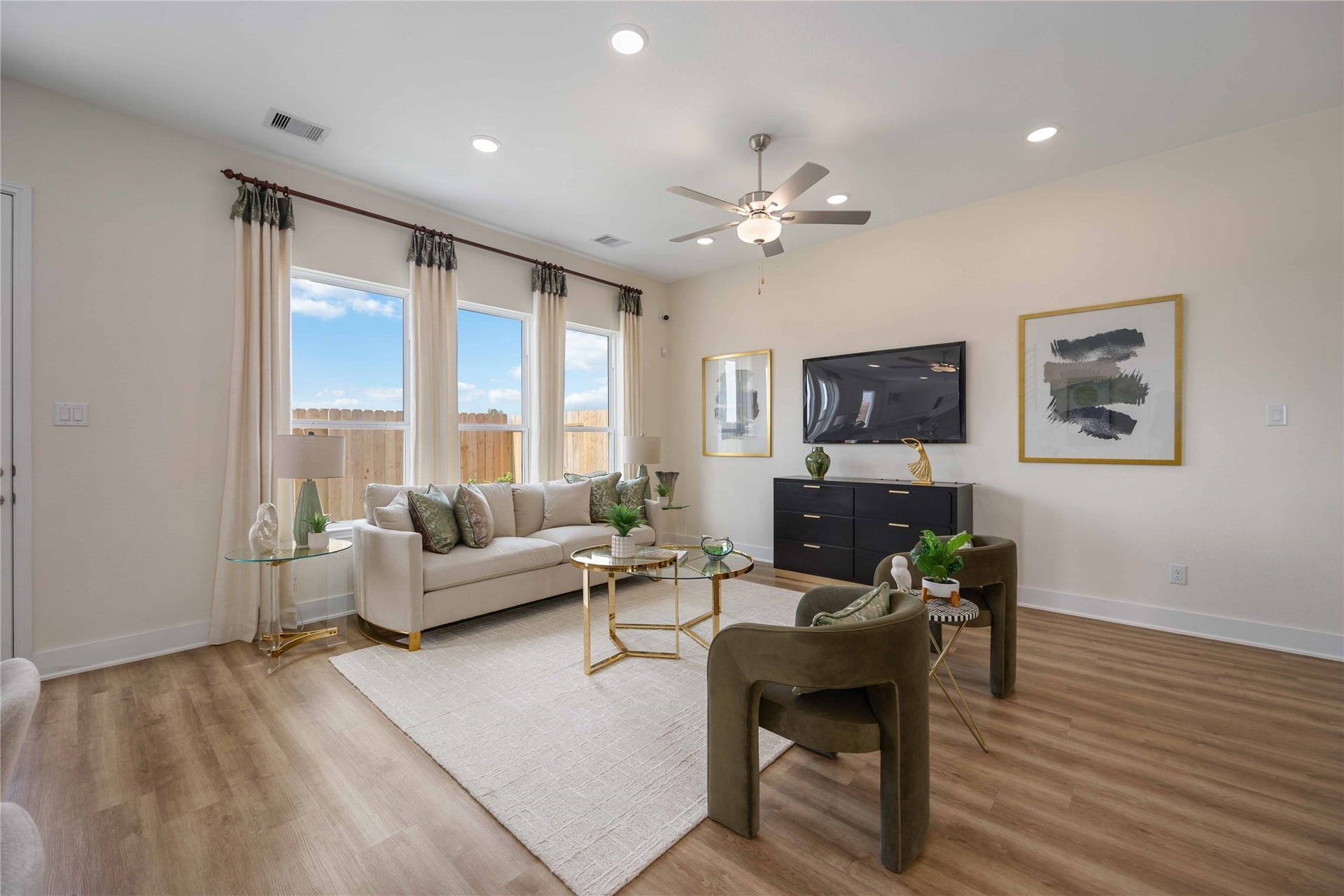 3008 Ventas Drive, Houston, TX 77047 Representative photo. Not actual home.
