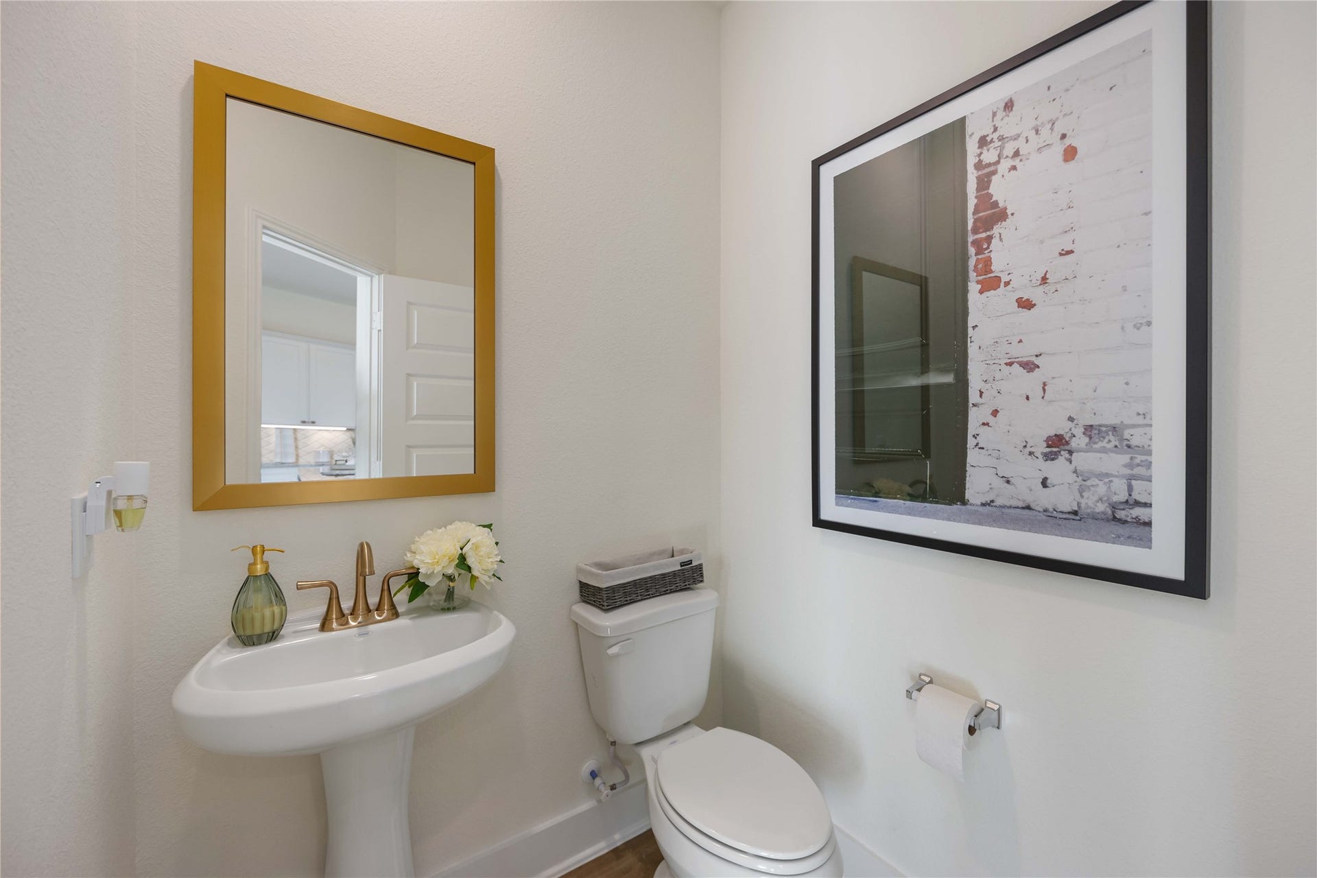 3008 Ventas Drive, Houston, TX 77047 Representative photo. Not actual home.