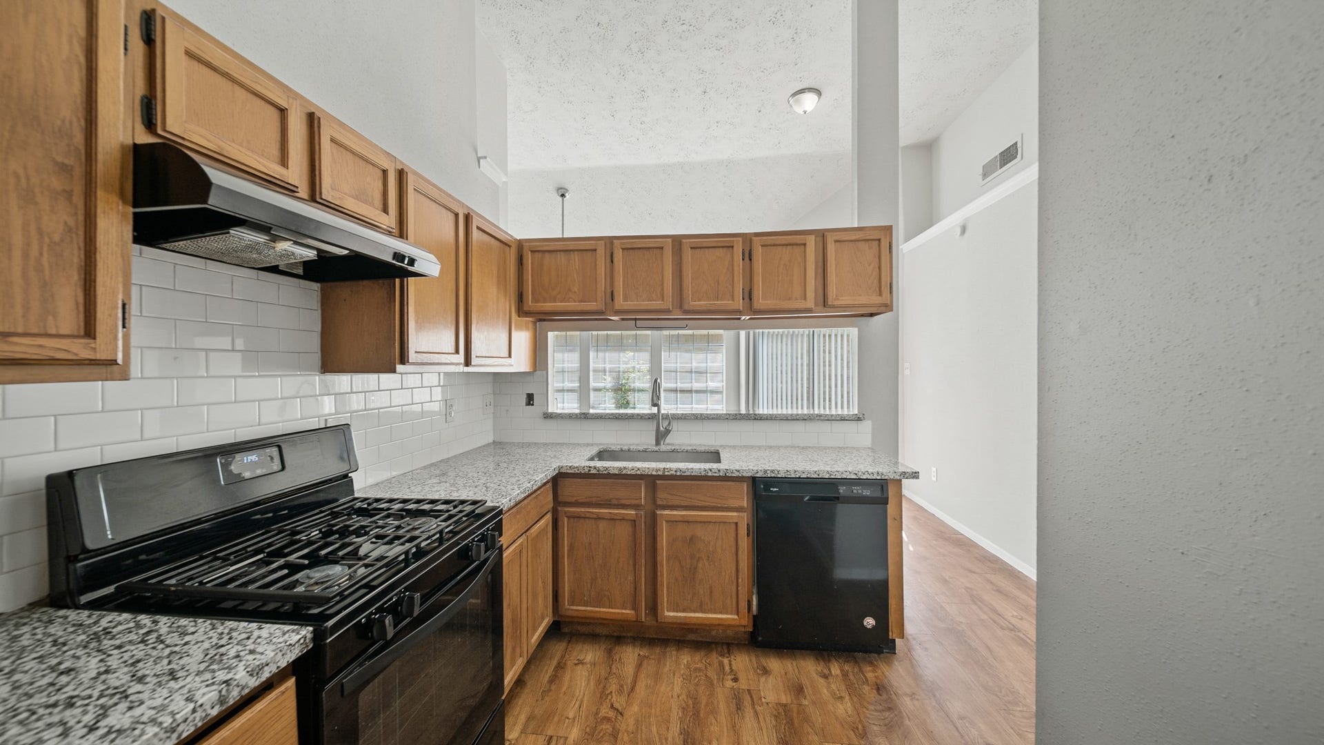11602 Sagecreek Drive, Houston, TX 77089 11602 Sagecreek Drive, Houston, TX 77089