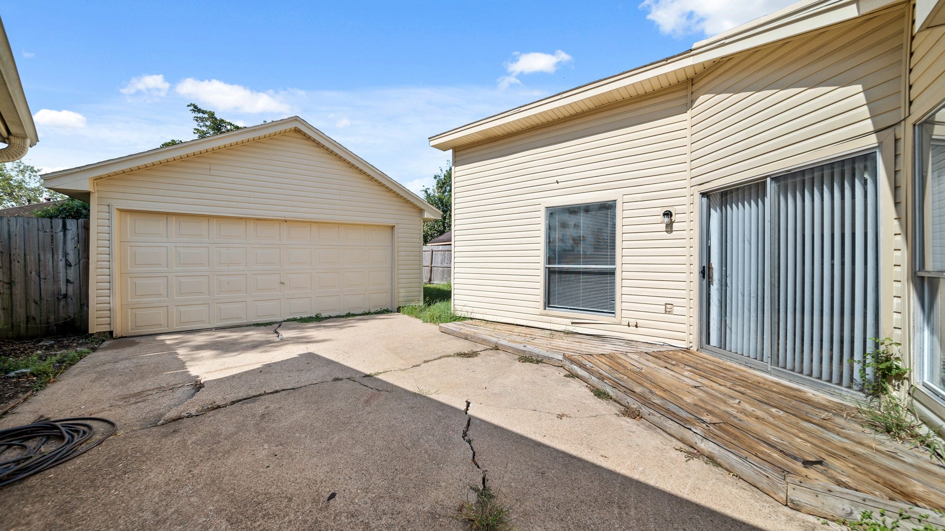 11602 Sagecreek Drive, Houston, TX 77089 11602 Sagecreek Drive, Houston, TX 77089