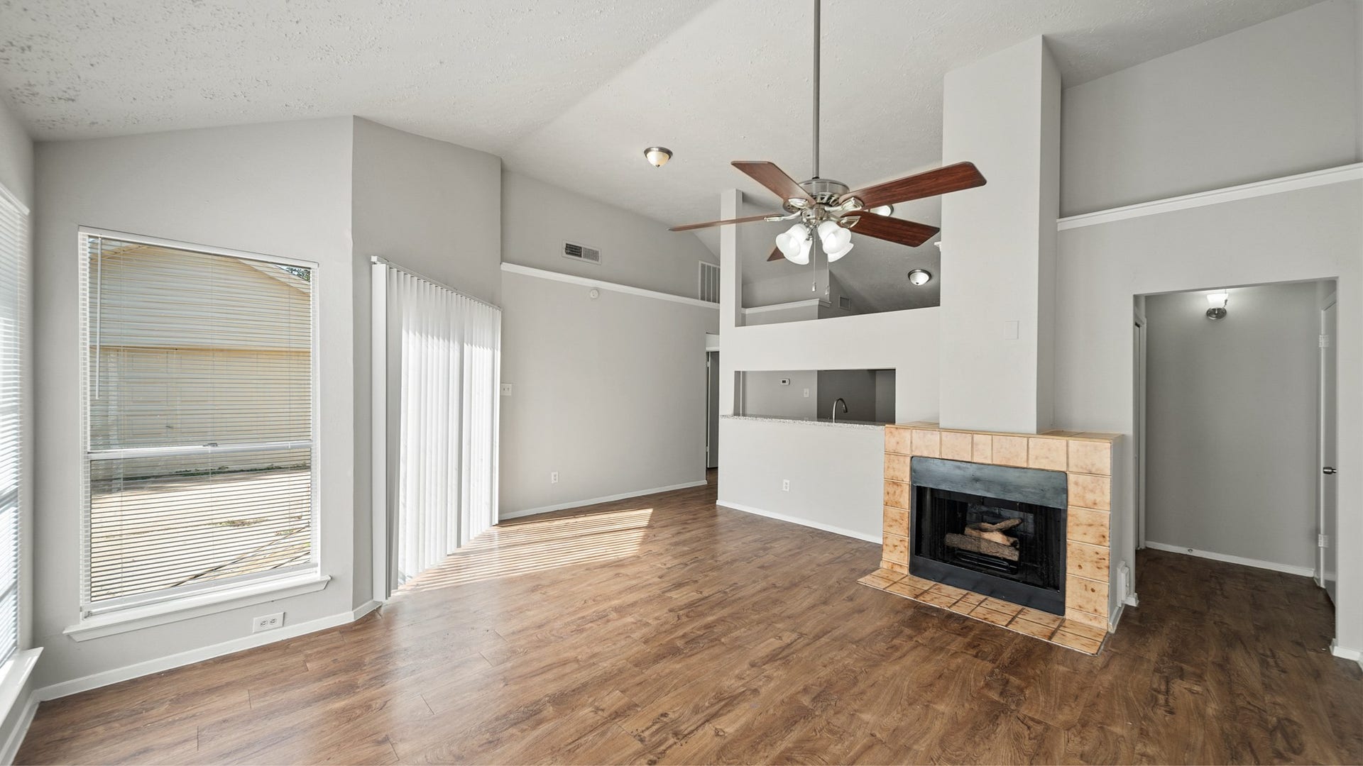11602 Sagecreek Drive, Houston, TX 77089 11602 Sagecreek Drive, Houston, TX 77089