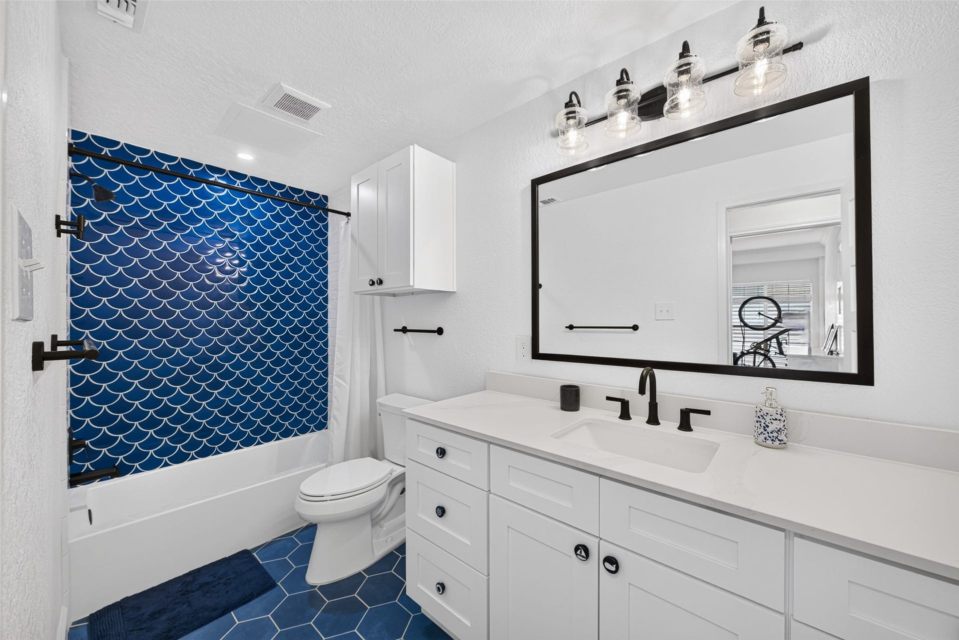 2nd Bathroom