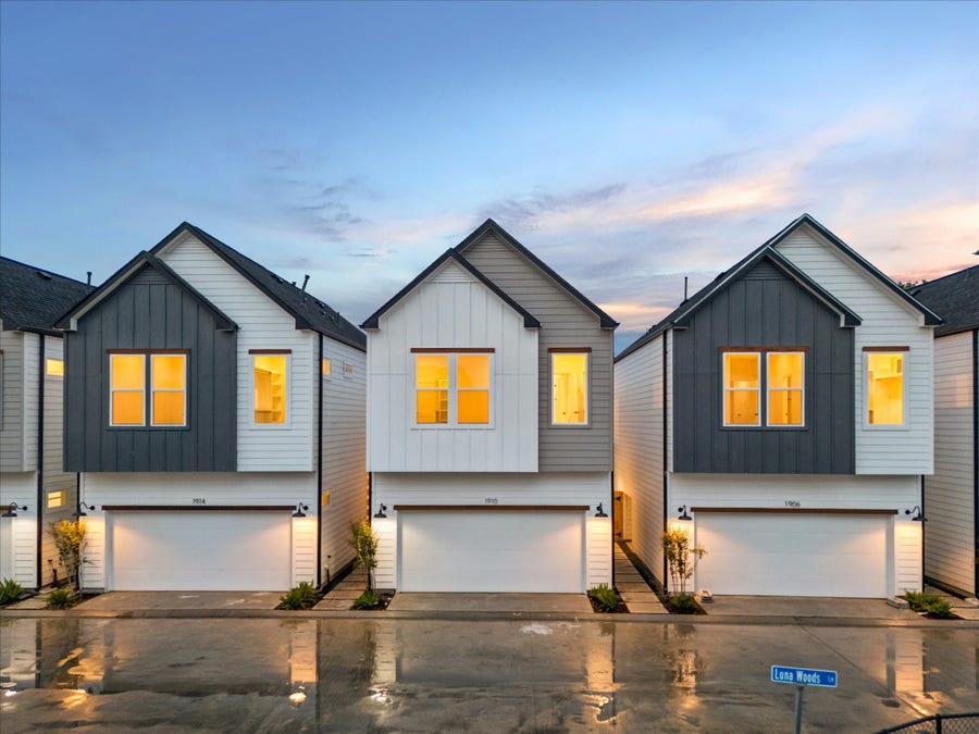 Property photo for 1910 Luna Woods Lane, Houston, TX