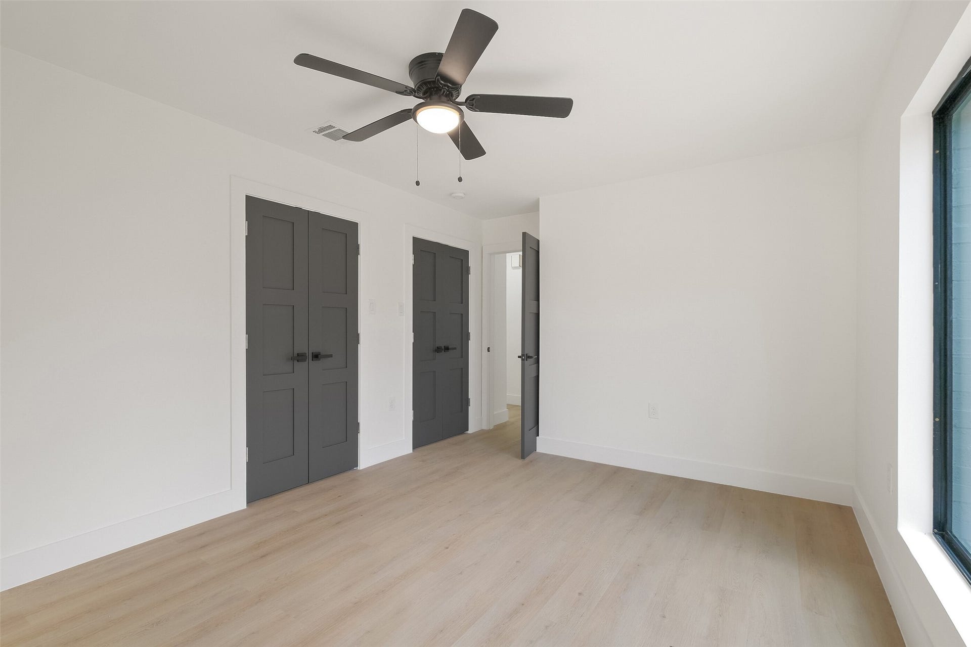 3327 Freshmeadows Drive, Houston, TX 77063 3327 Freshmeadows Drive, Houston, TX 77063