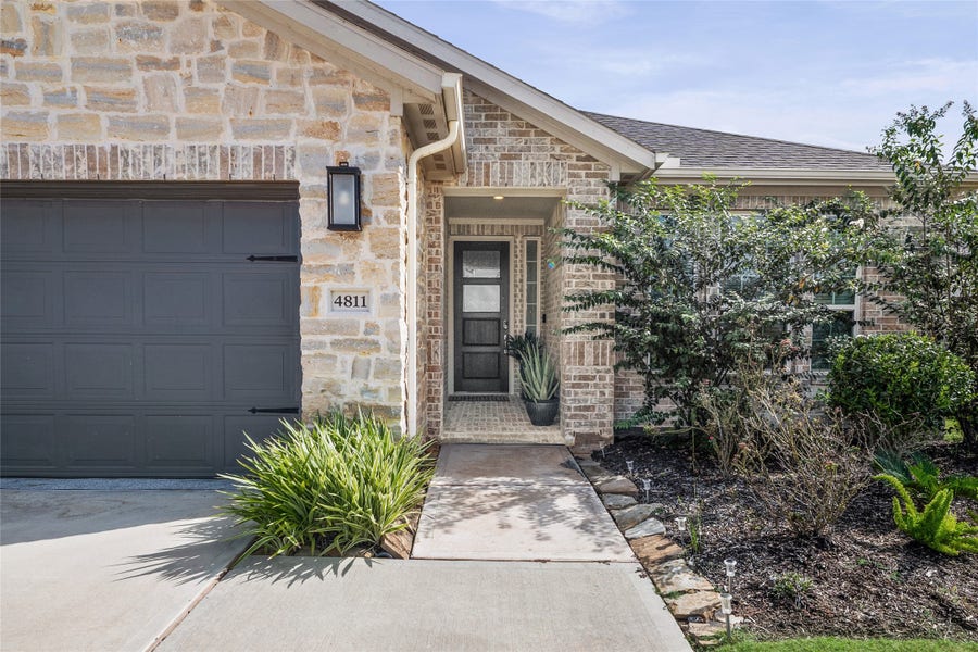 Property photo for 4811 Spring Crest Drive, Fulshear, TX