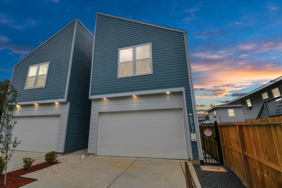 Property photo for 6817 Peerless Street, Houston, TX