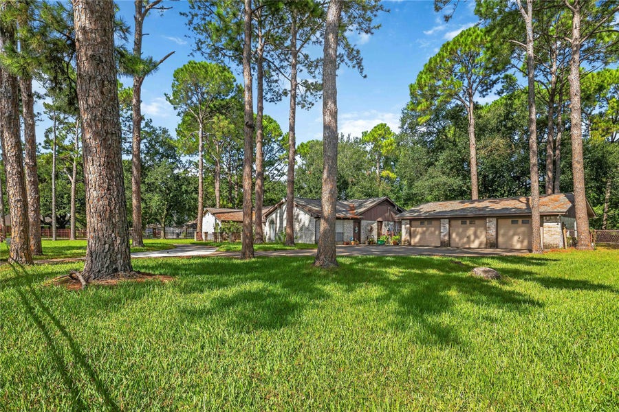 Property photo for 10110 Rolke Road, Houston, TX