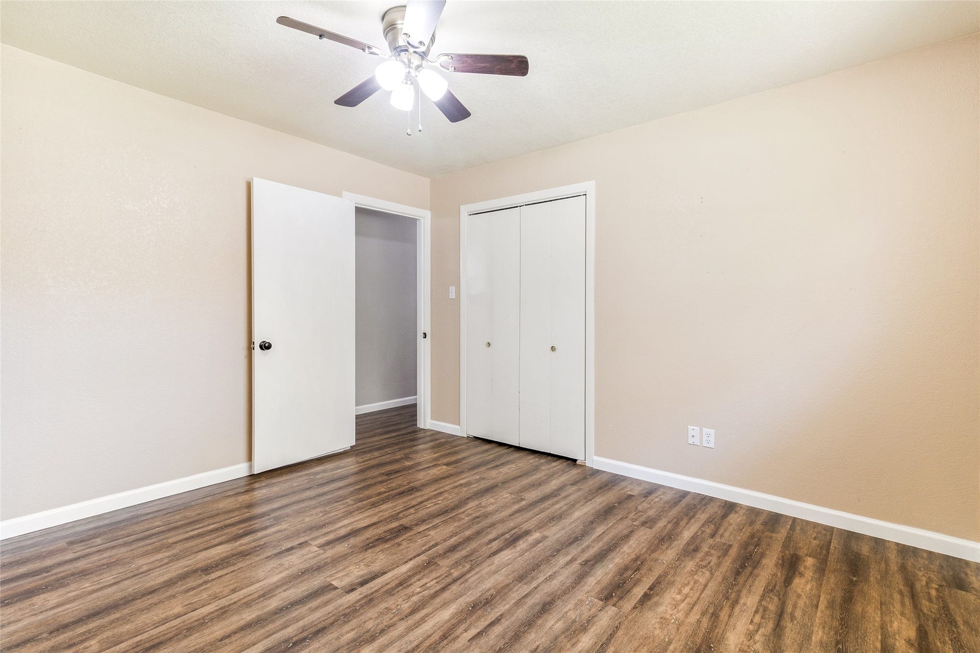 404 S 14th Street, West Columbia, TX 77486 Additional view of Bedroom #3