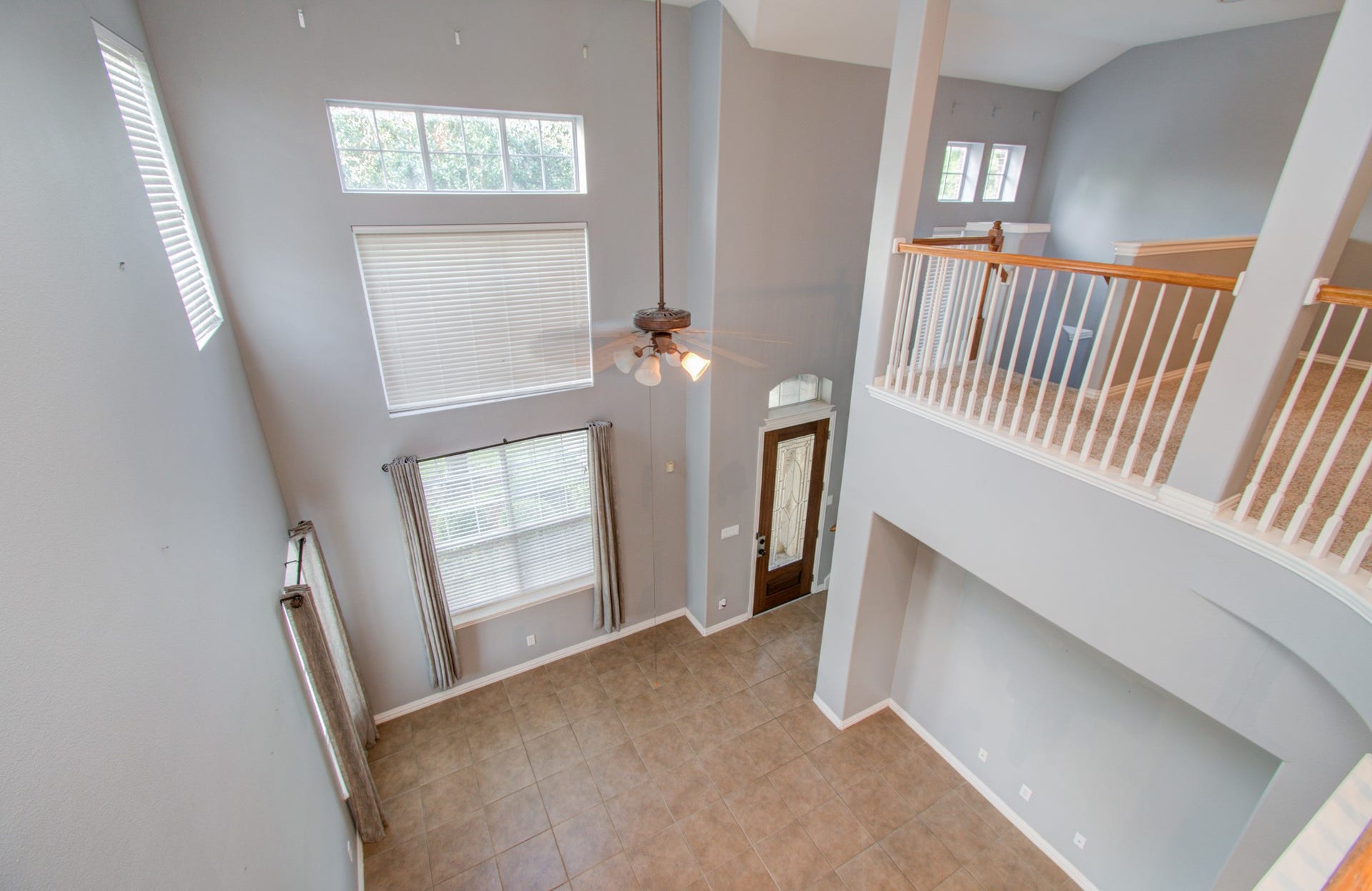 9106 Sunlight Oak Lane, Houston, TX 77070 9106 Sunlight Oak Lane, Houston, TX 77070