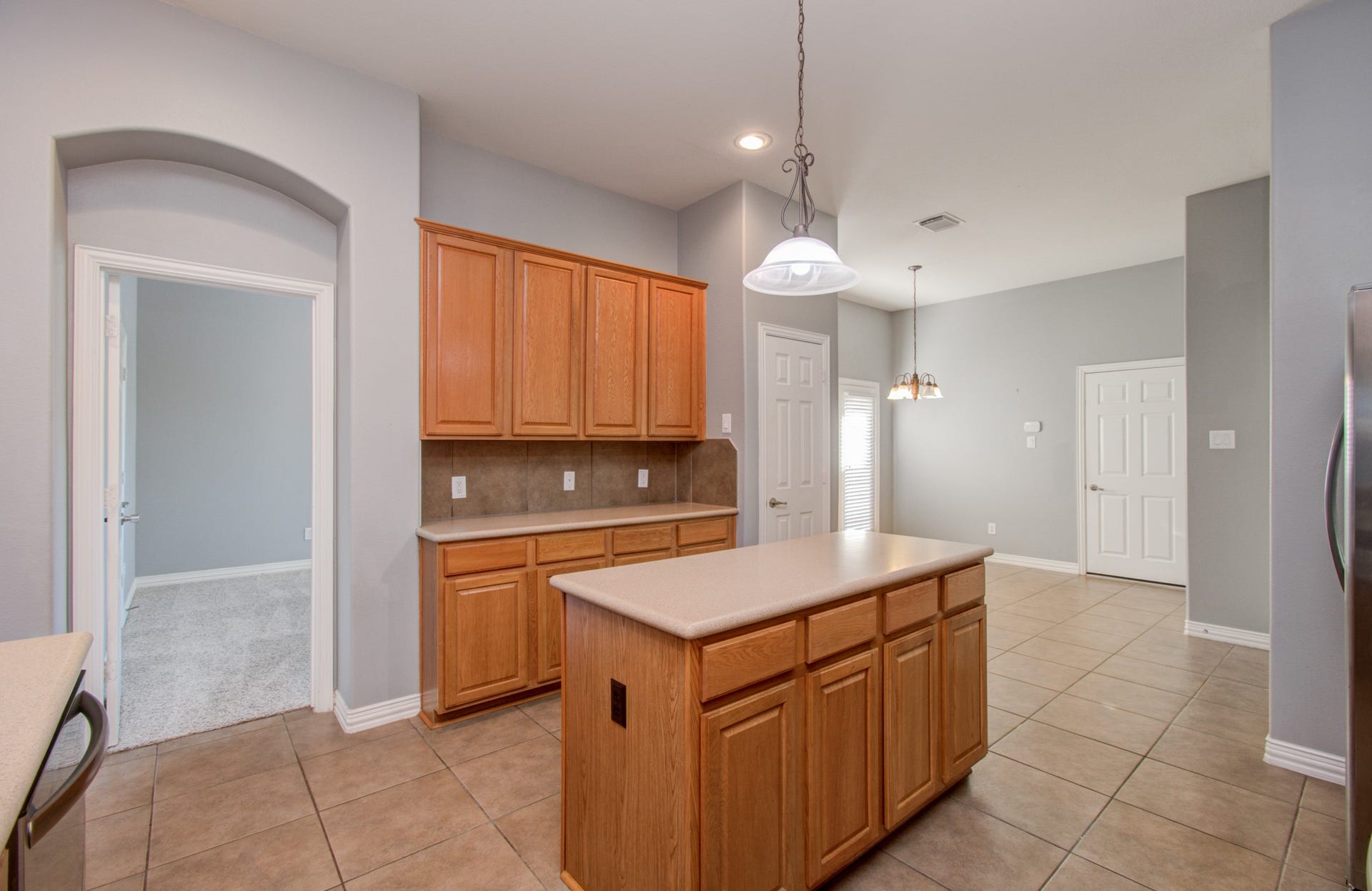 9106 Sunlight Oak Lane, Houston, TX 77070 9106 Sunlight Oak Lane, Houston, TX 77070