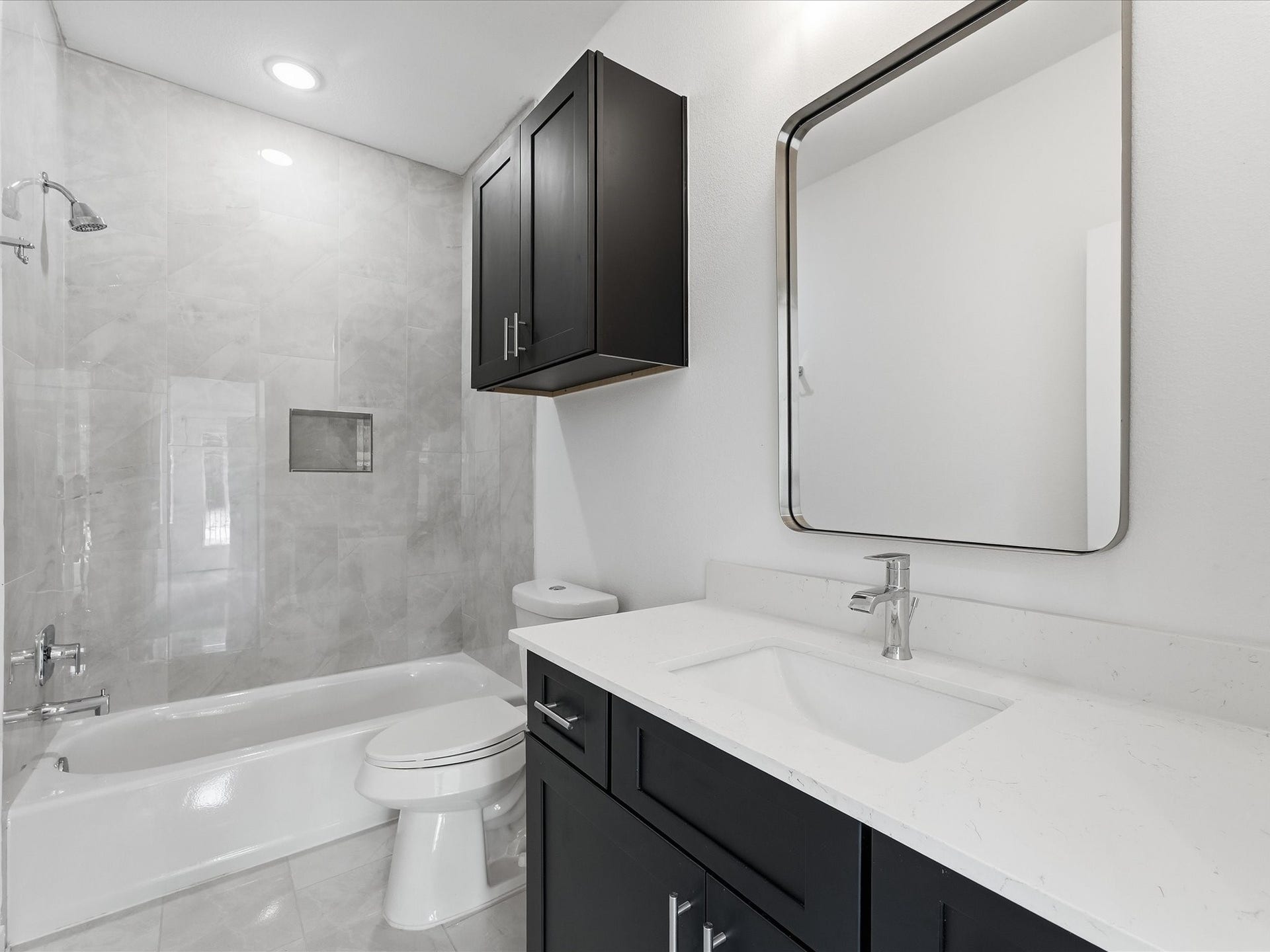 7453 LaSalette Street, Houston, TX 77021 7453 LaSalette Street, Houston, TX 77021