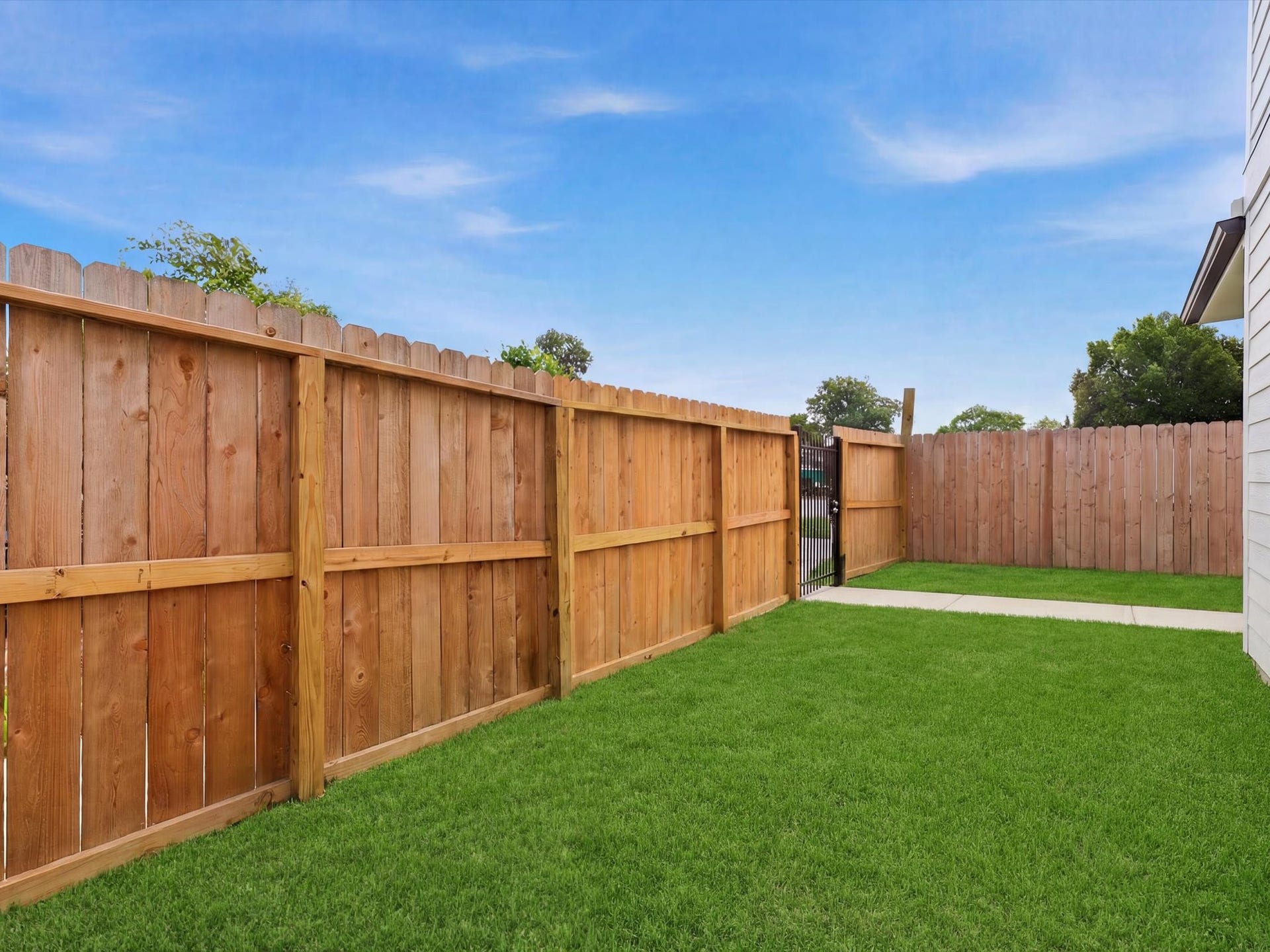 7453 LaSalette Street, Houston, TX 77021 7453 LaSalette Street, Houston, TX 77021