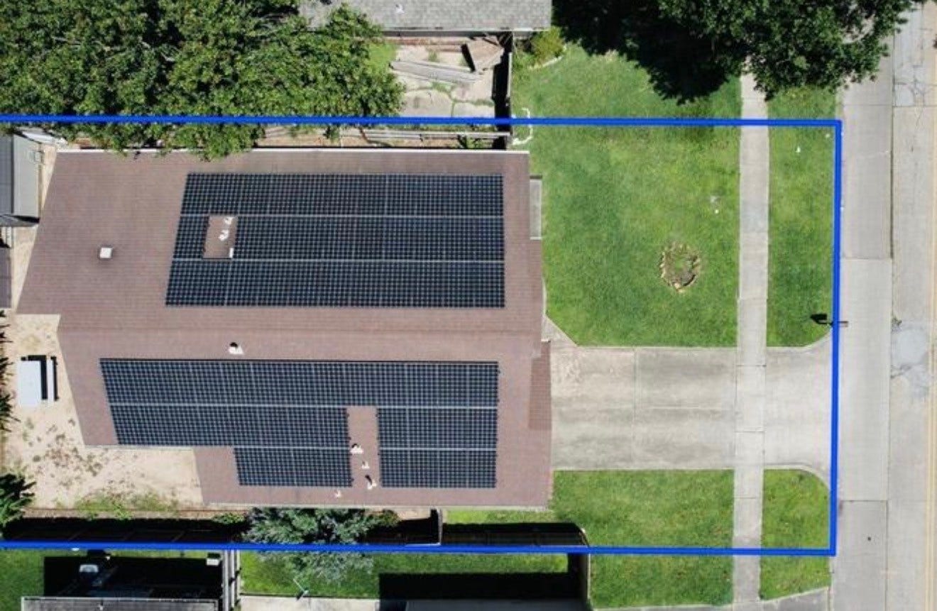 2526 Perez Road, Pasadena, TX 77502 solar panels