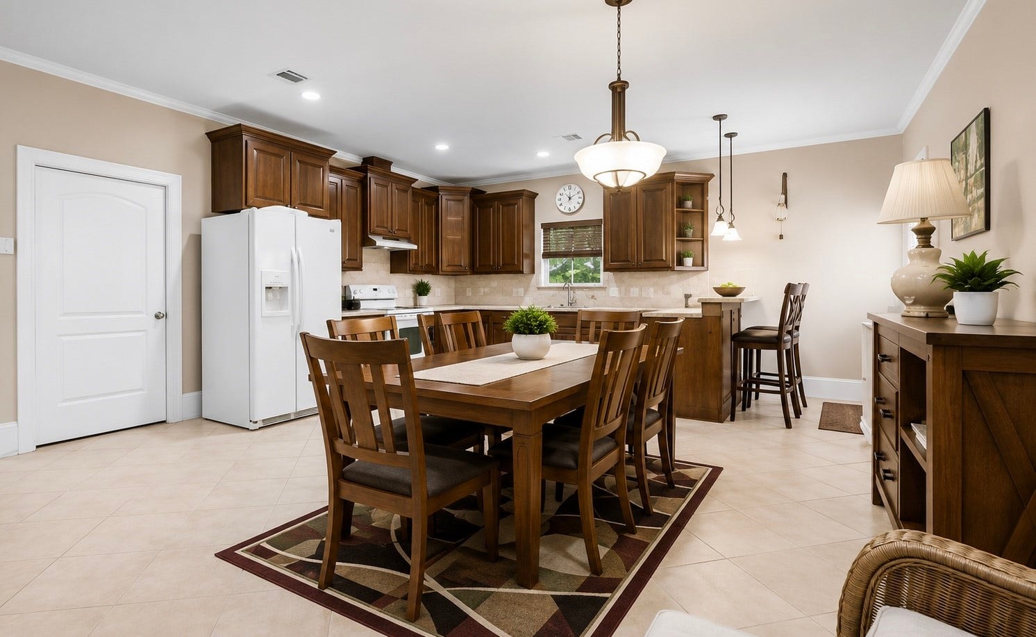 2526 Perez Road, Pasadena, TX 77502 virtual staging breakfast area