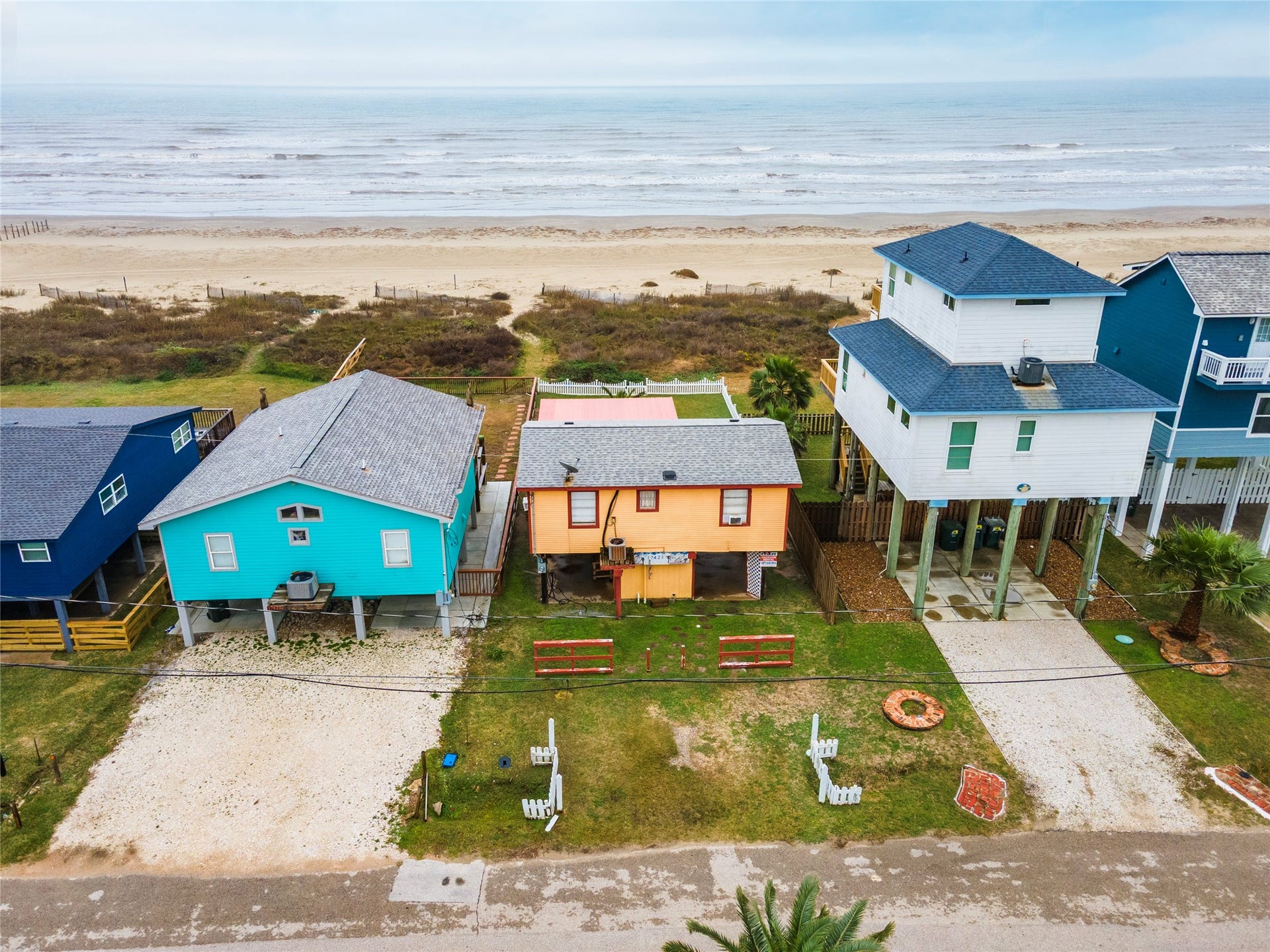 17423 Bristow Drive, Galveston, TX 77554 17423 Bristow Drive, Galveston, TX 77554