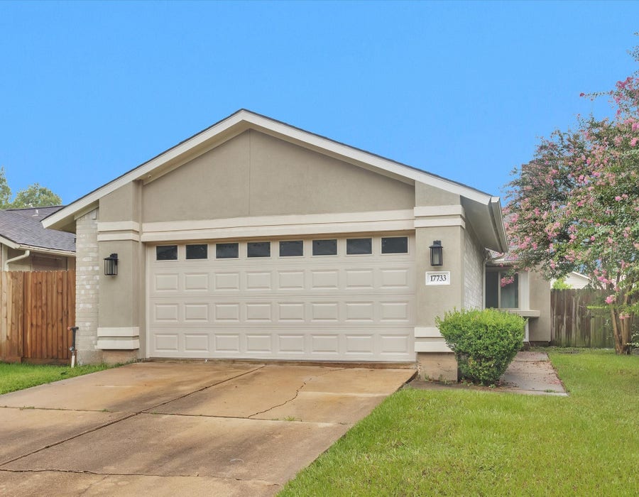 Property photo for 17733 Northhagen Drive, Houston, TX
