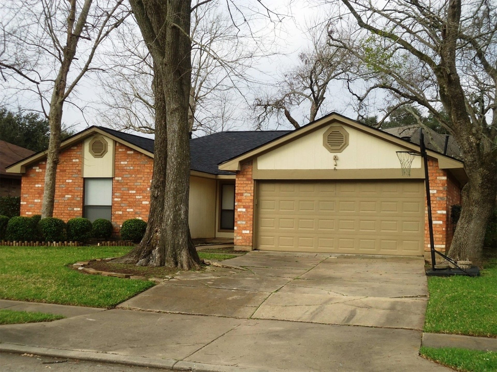 607 Old Colony Drive, Richmond, TX 77406 607 Old Colony Drive, Richmond, TX 77406
