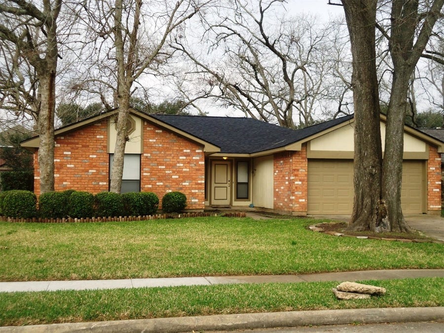 Property photo for 607 Old Colony Drive, Richmond, TX