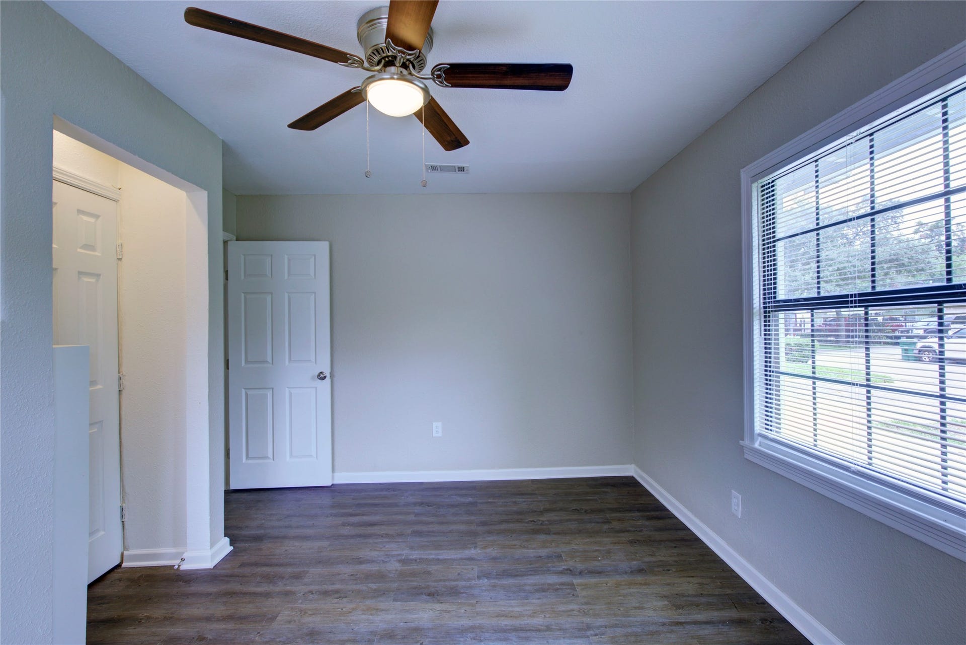 5406 Bataan Road, Houston, TX 77033 Bedroom 3