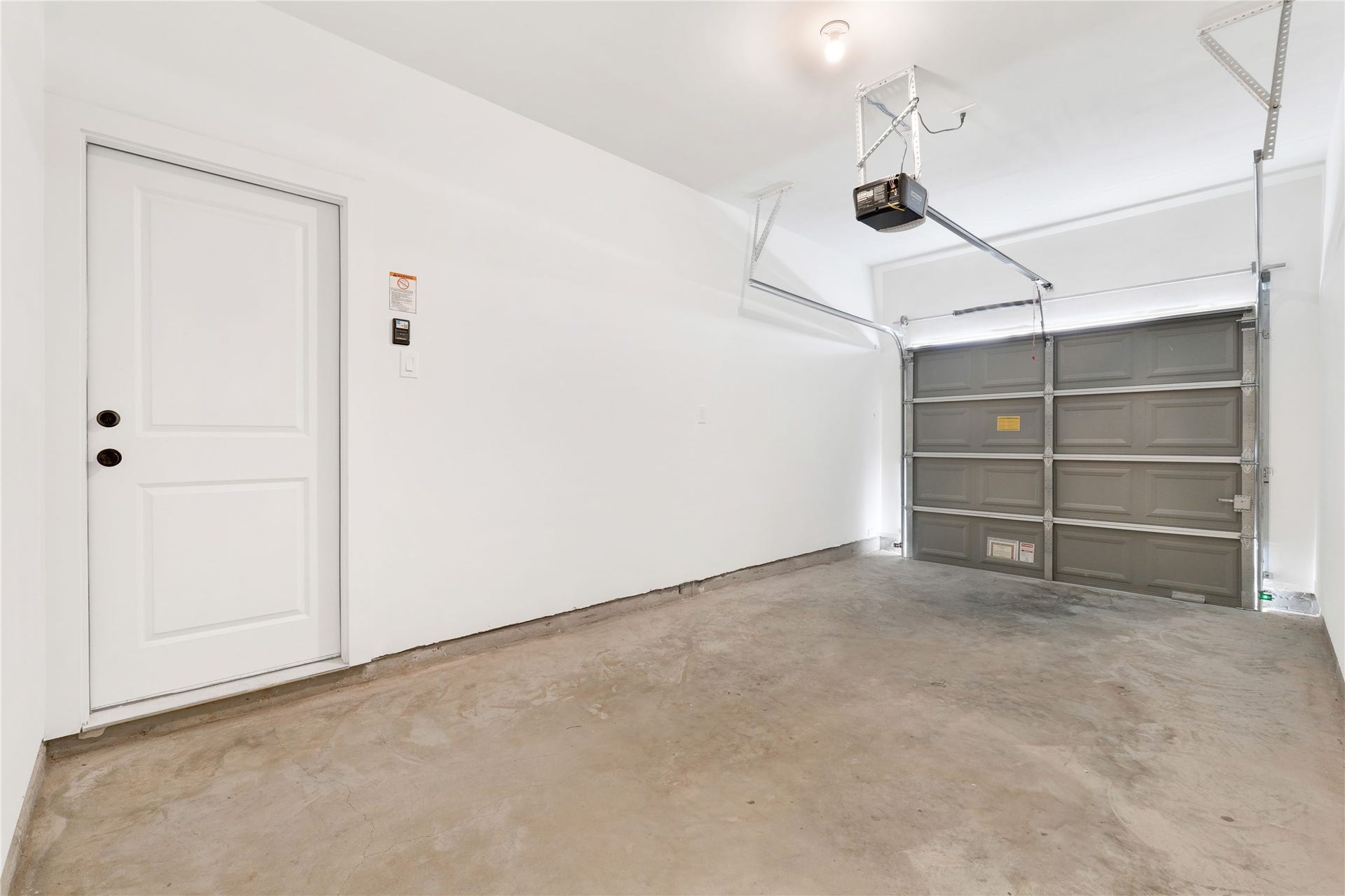 4602 Indie Heights Lane, #A-B, Houston, TX 77018 Photos are representation of a similar property in another location by the same builder.