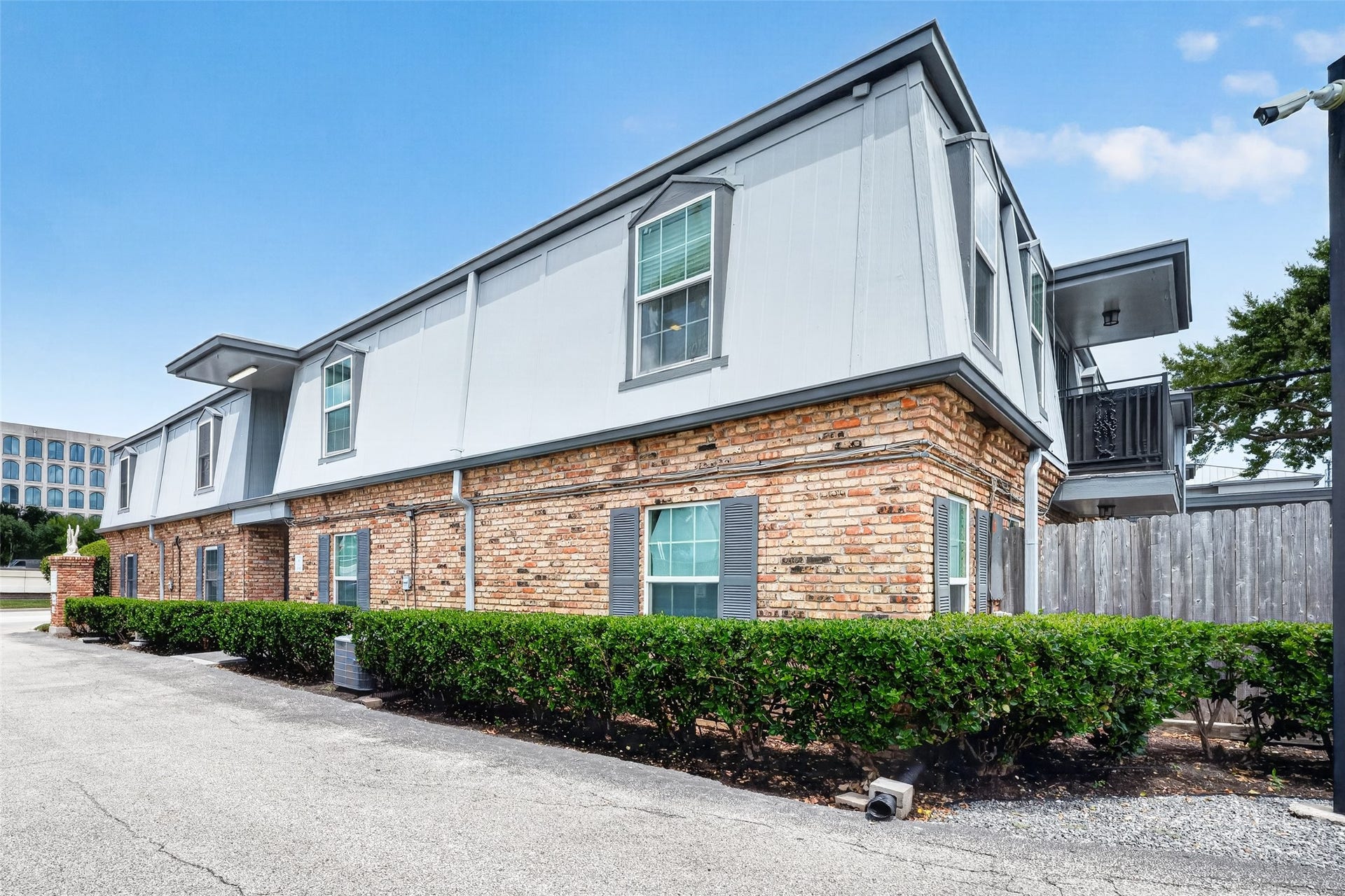 3131 Southwest Freeway, #A12, Houston, TX 77098 3131 Southwest Freeway, #A12, Houston, TX 77098