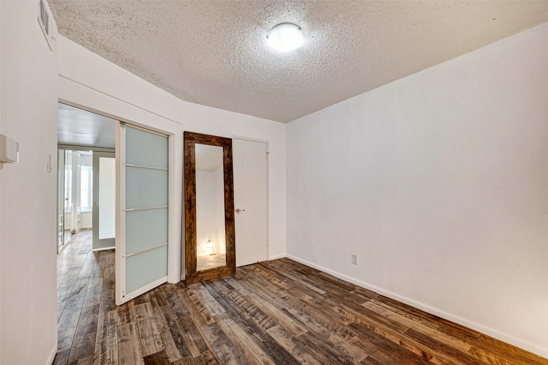 3131 Southwest Freeway, #A12, Houston, TX 77098 3131 Southwest Freeway, #A12, Houston, TX 77098