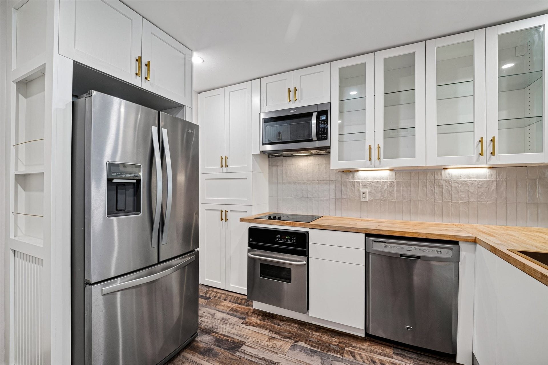 3131 Southwest Freeway, #A12, Houston, TX 77098 3131 Southwest Freeway, #A12, Houston, TX 77098