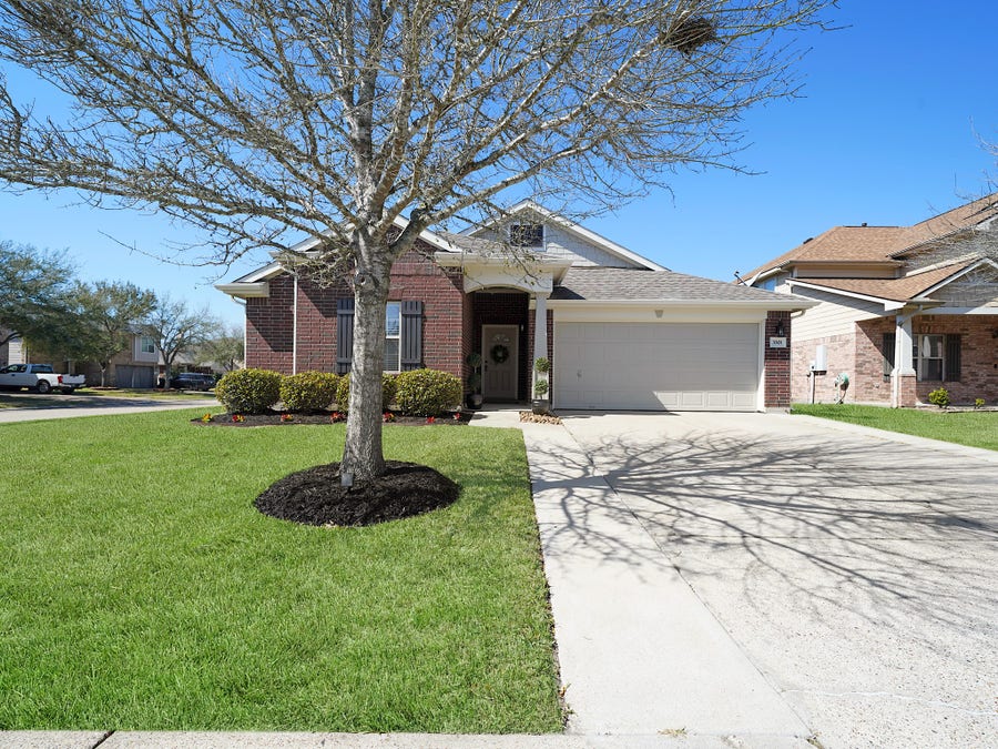 Property photo for 3301 Clover Hill Lane, Texas City, TX
