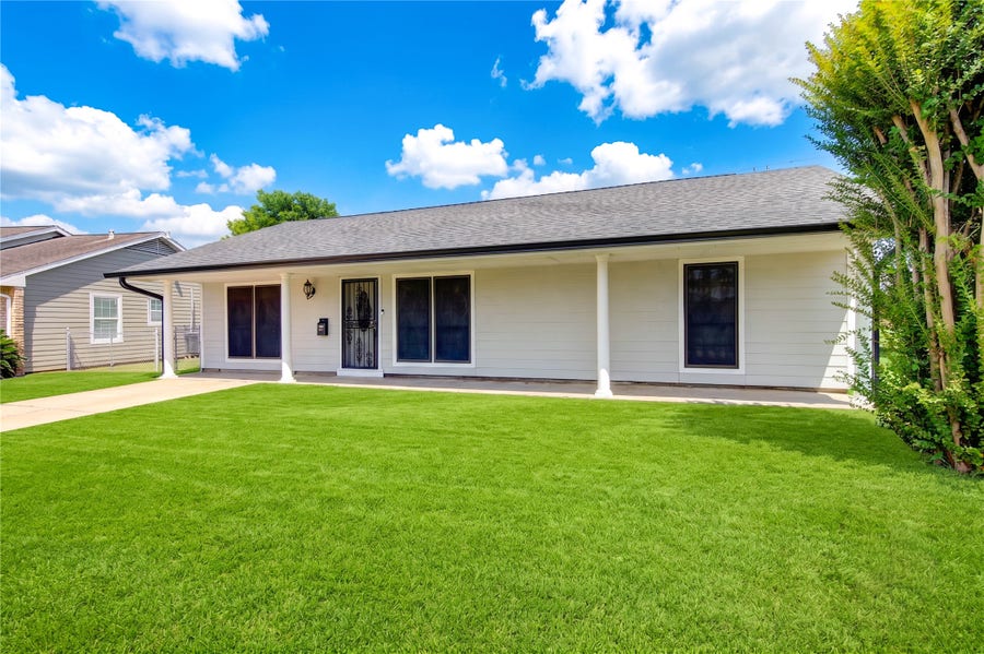 Property photo for 9922 Carmalee Street, Houston, TX