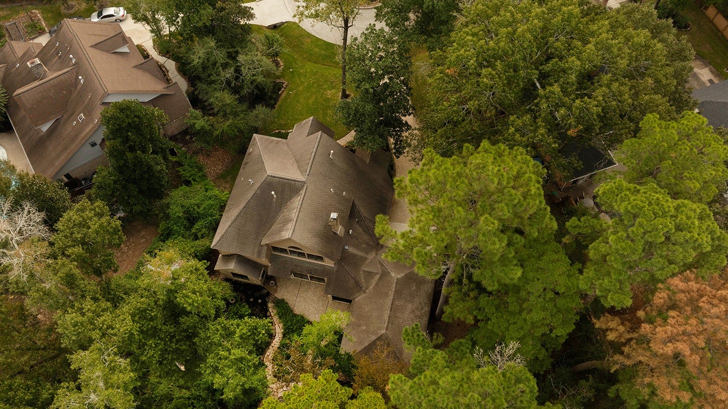 27 Firefall Court, The Woodlands, TX 77380 27 Firefall Court, The Woodlands, TX 77380