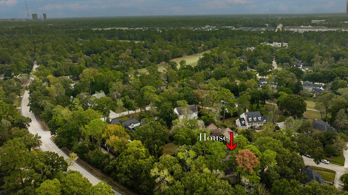 27 Firefall Court, The Woodlands, TX 77380 27 Firefall Court, The Woodlands, TX 77380