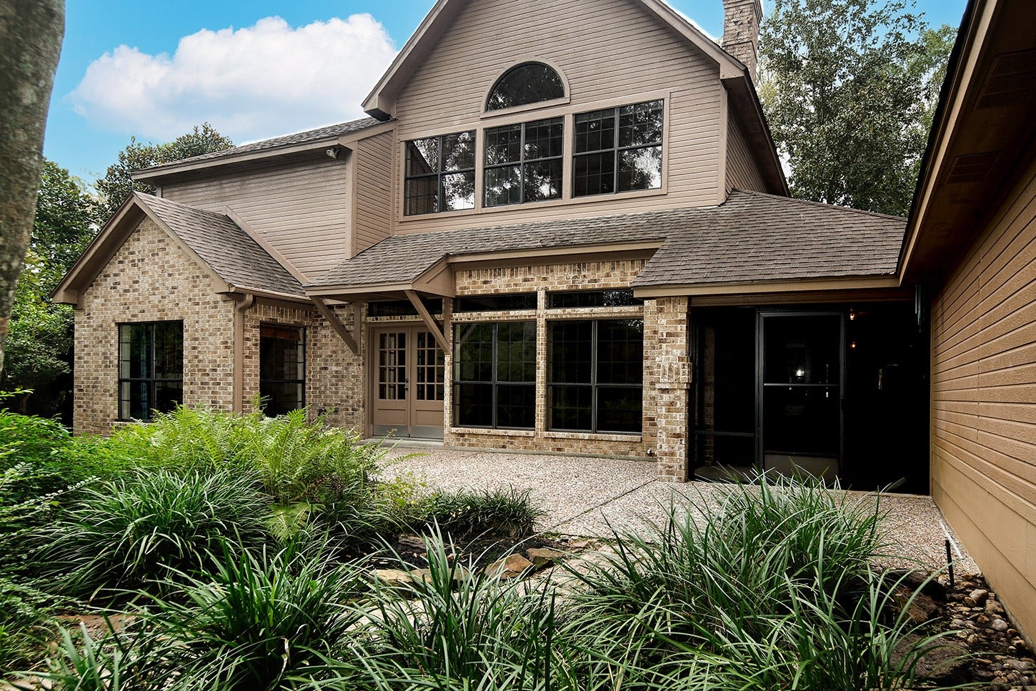 27 Firefall Court, The Woodlands, TX 77380 27 Firefall Court, The Woodlands, TX 77380