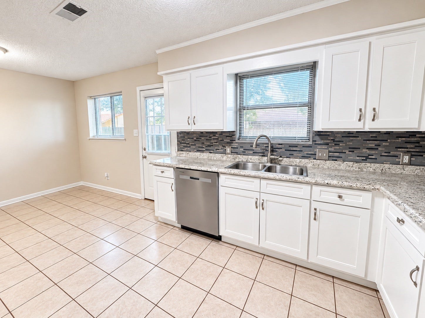 3130 Balzar Drive, Dickinson, TX 77539 3130 Balzar Drive, Dickinson, TX 77539