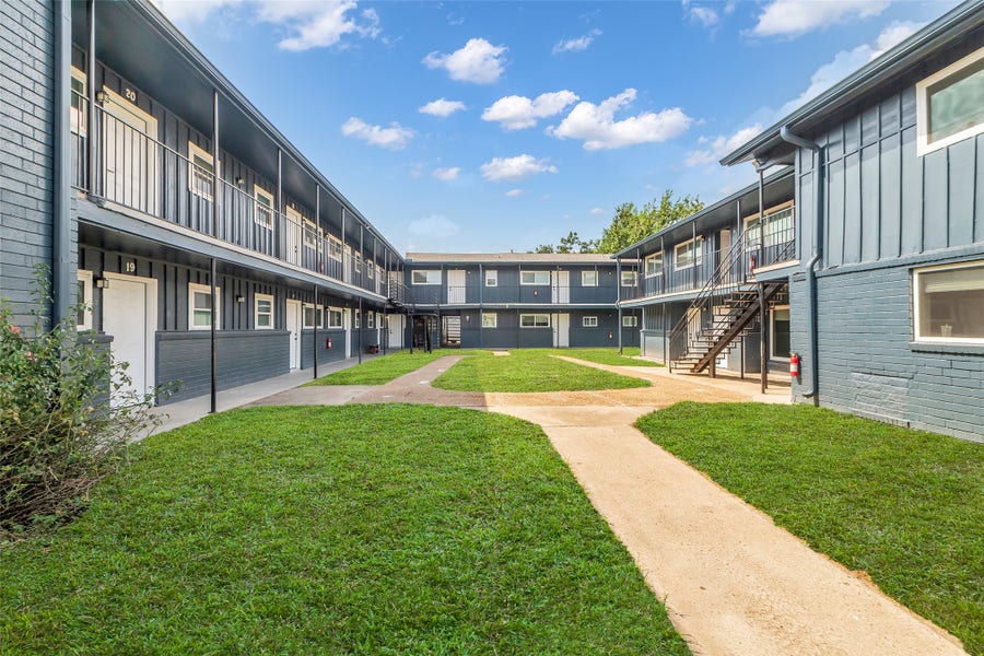 Property photo for 4706 Yellowstone Boulevard, #4, Houston, TX