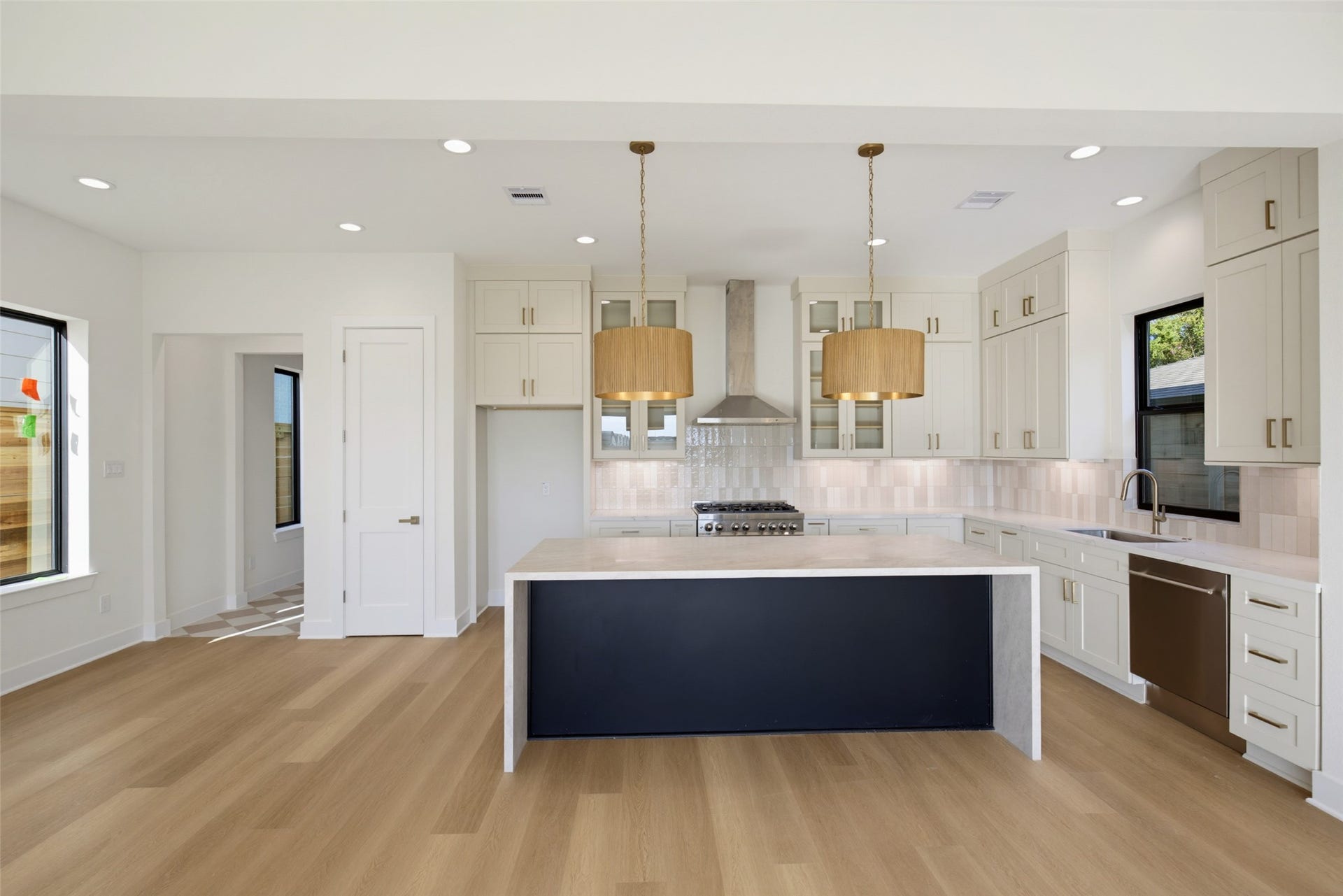 1820 Wycliffe, Houston, TX 77043 1820 Wycliffe, Houston, TX 77043