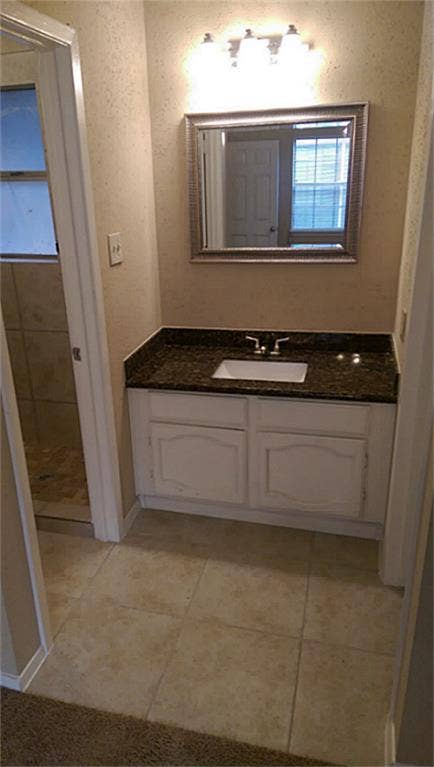 2107 Heritage Colony Drive, Friendswood, TX 77546 2107 Heritage Colony Drive, Friendswood, TX 77546
