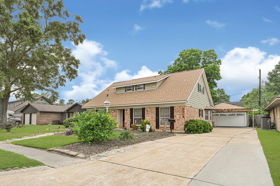 Property photo for 2218 Cherry Lane, Pasadena, TX