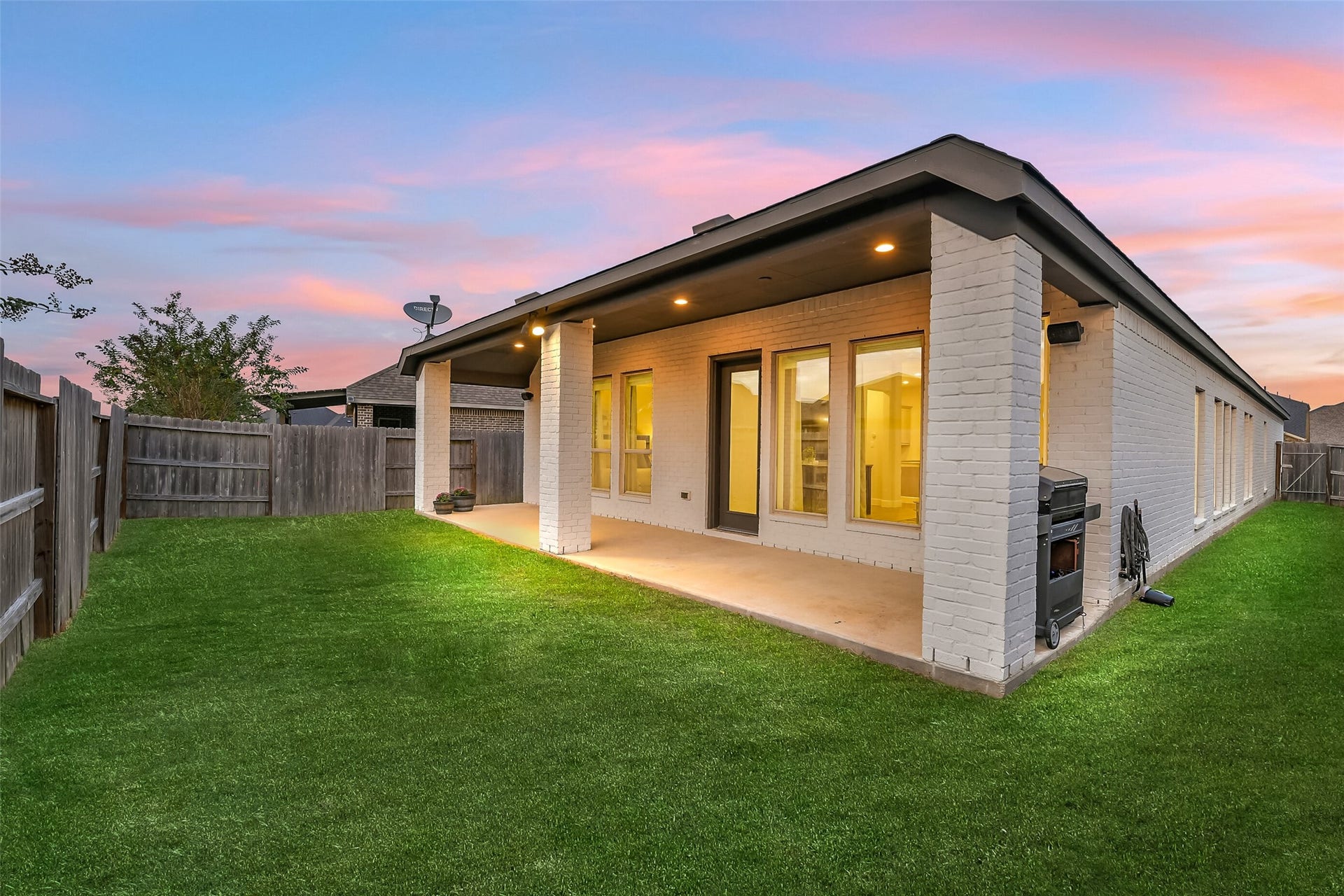 20815 Clydesdale Post Road, Tomball, TX 77377 This beautiful backyard has a large covered porch, perfect for entertaining or relaxing with friends and family, complete with speakers.