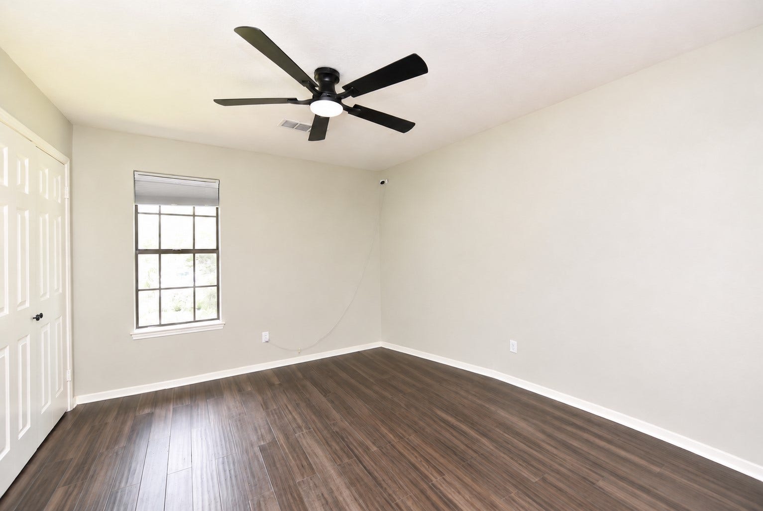 1110 Lake Estates Drive, Sugar Land, TX 77498
