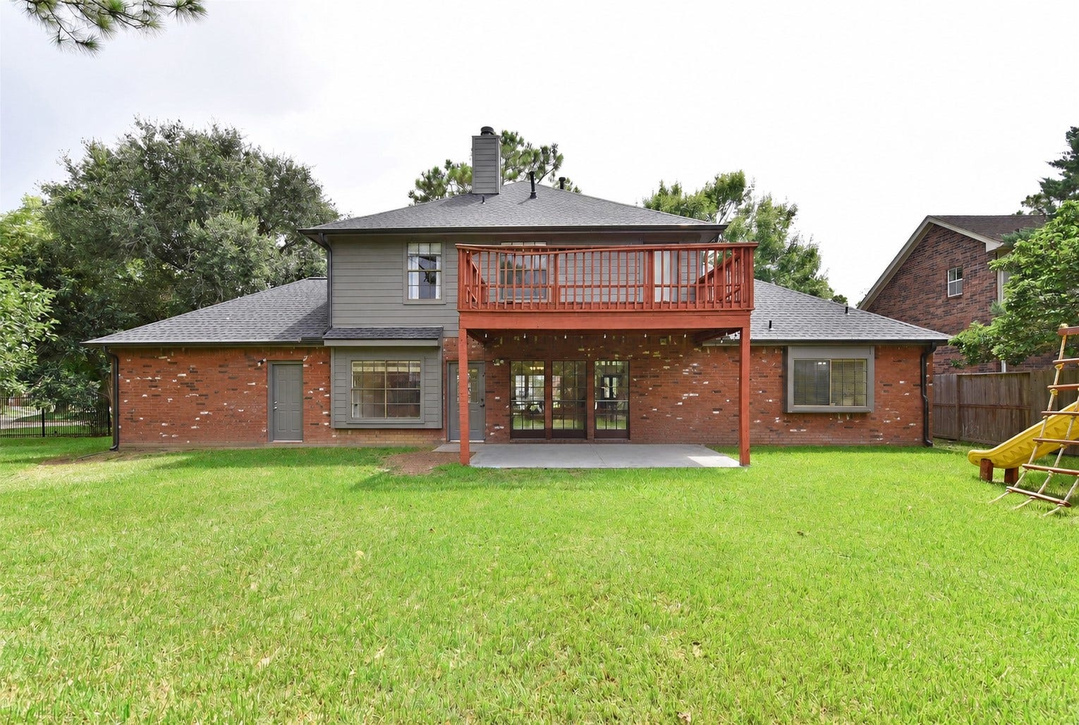 1110 Lake Estates Drive, Sugar Land, TX 77498