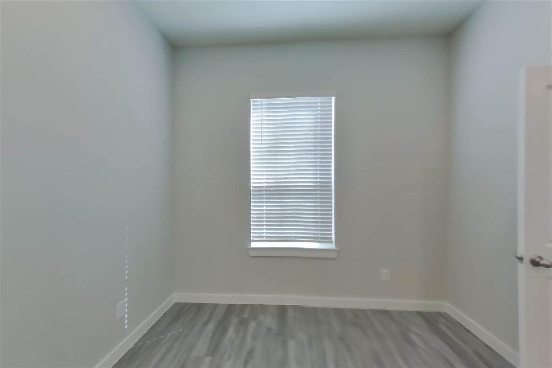 9835 Willow Creek Commerce, #109, Tomball, TX 77375