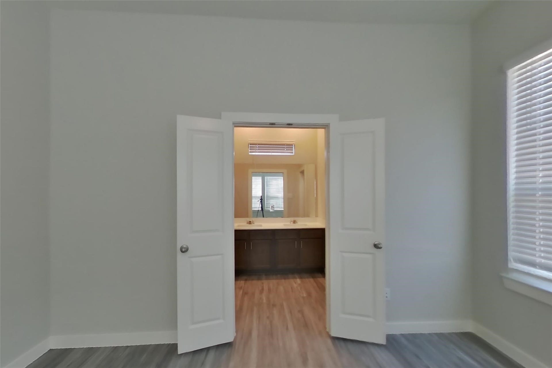 9835 Willow Creek Commerce, #109, Tomball, TX 77375