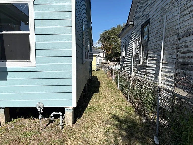 3122 Avenue M 1/2, Galveston, TX 77550 3122 Avenue M 1/2, Galveston, TX 77550