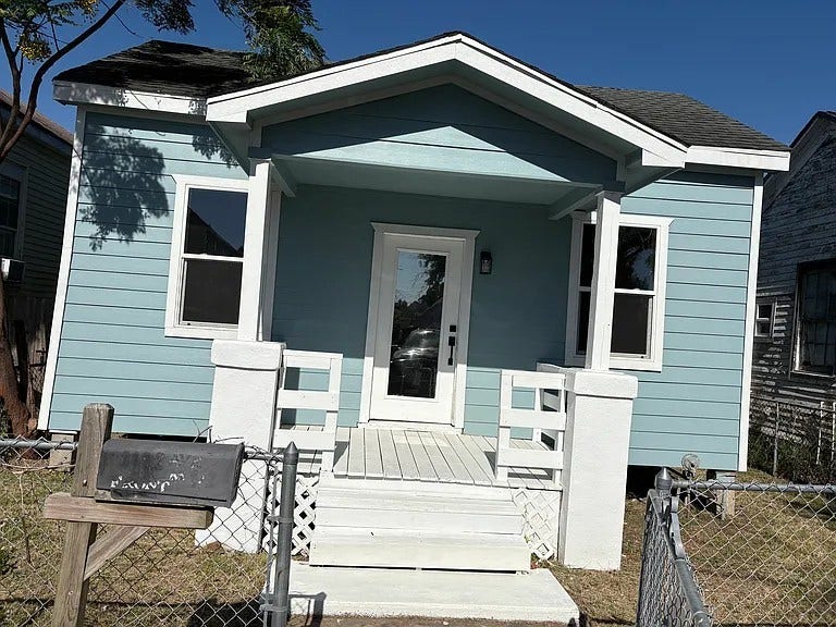 3122 Avenue M 1/2, Galveston, TX 77550 FRONT HOUSE