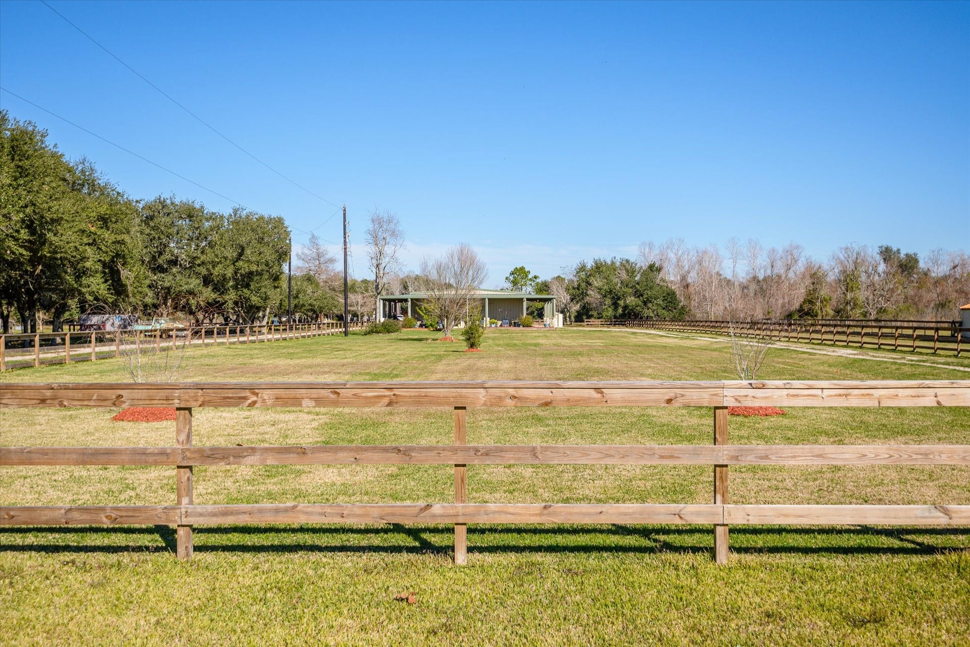 11578 28th Street, Santa Fe, TX 77510 5 fully fenced acres.