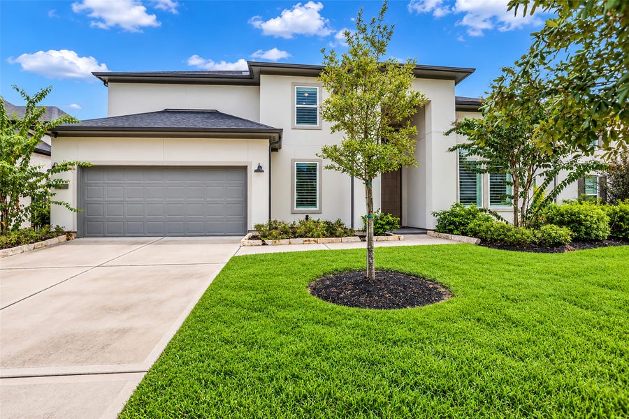 Property photo for 80 Perennial Canyon Drive, Tomball, TX