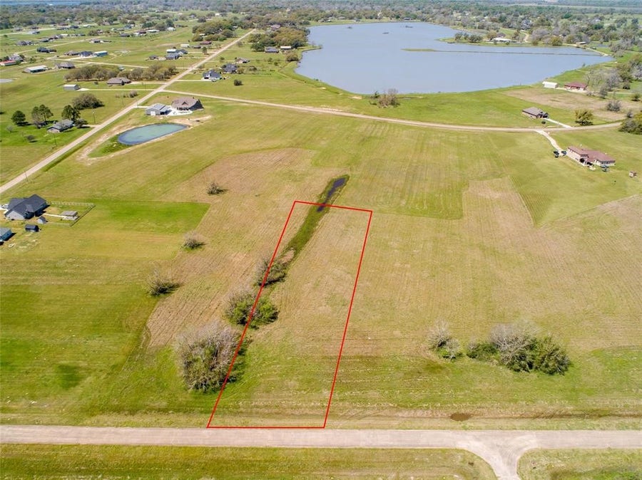 Property photo for 350 Colt Trail, Angleton, TX