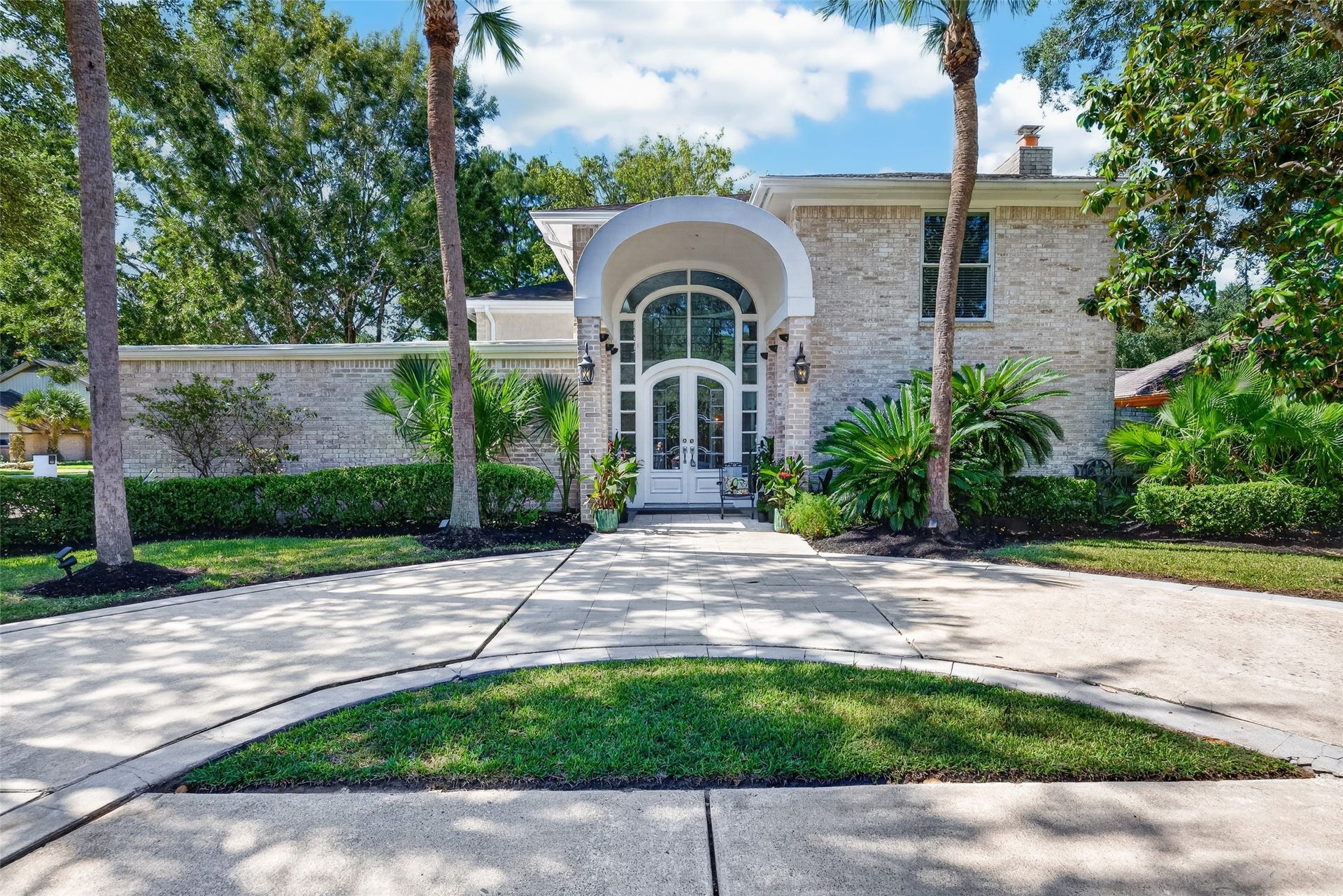 1003 Villa Court Drive, Seabrook, TX 77586 Welcome to 1003 Villa Court Drive