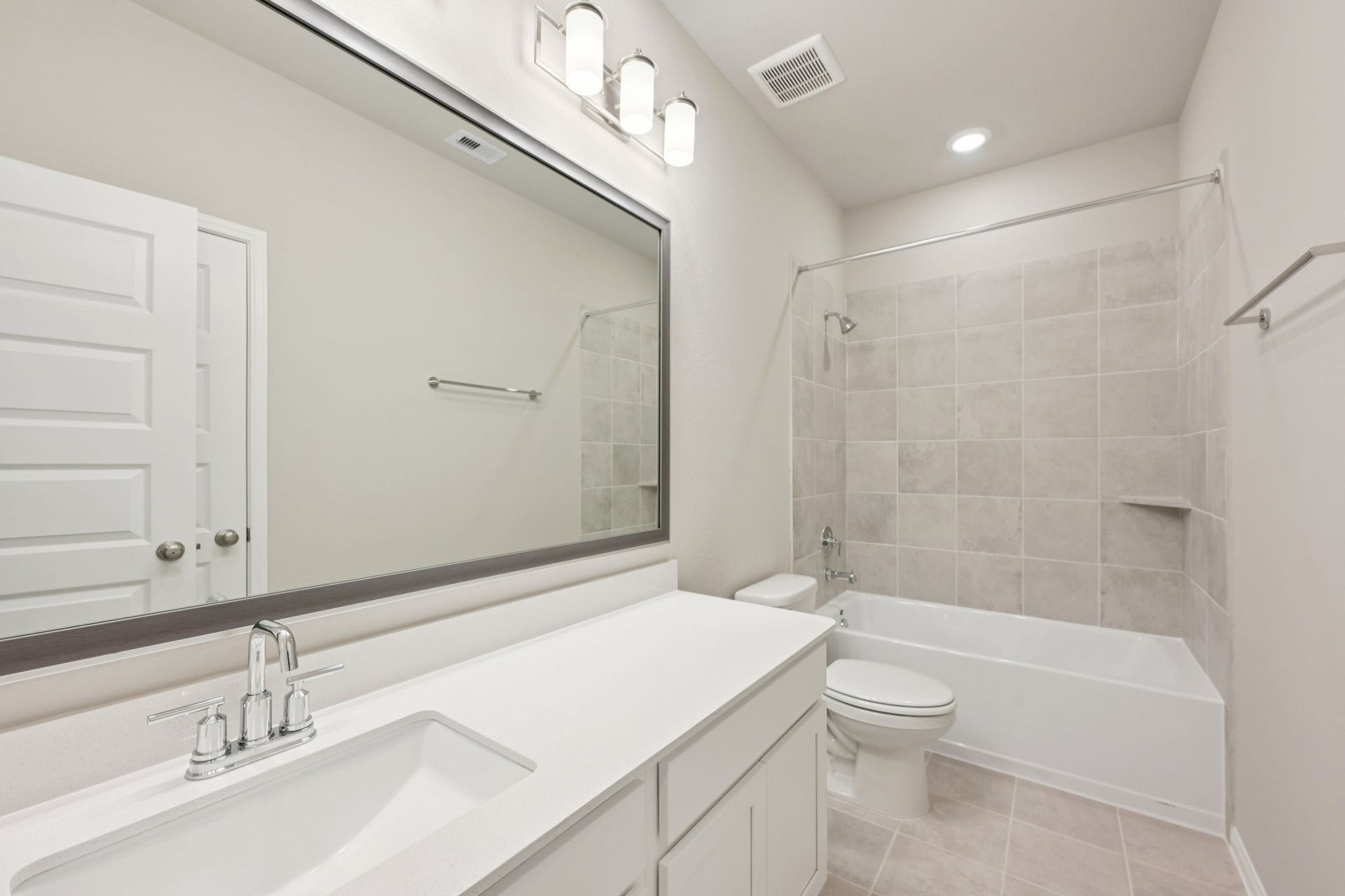 7407 Crown Canyon Drive, Atascocita, TX 77346 7407 Crown Canyon Drive, Atascocita, TX 77346
