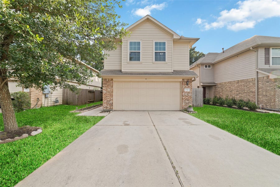 Property photo for 16547 Mablethorpe Lane, Houston, TX